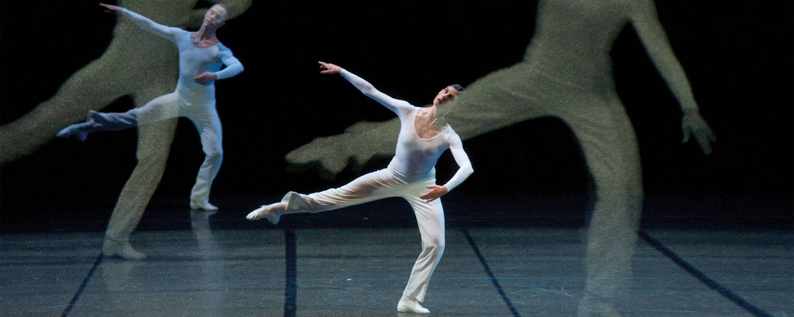 Ballet-de-Lyon-Dance-c-JaimeRoqueDeLaCruz-resized-1-scaled